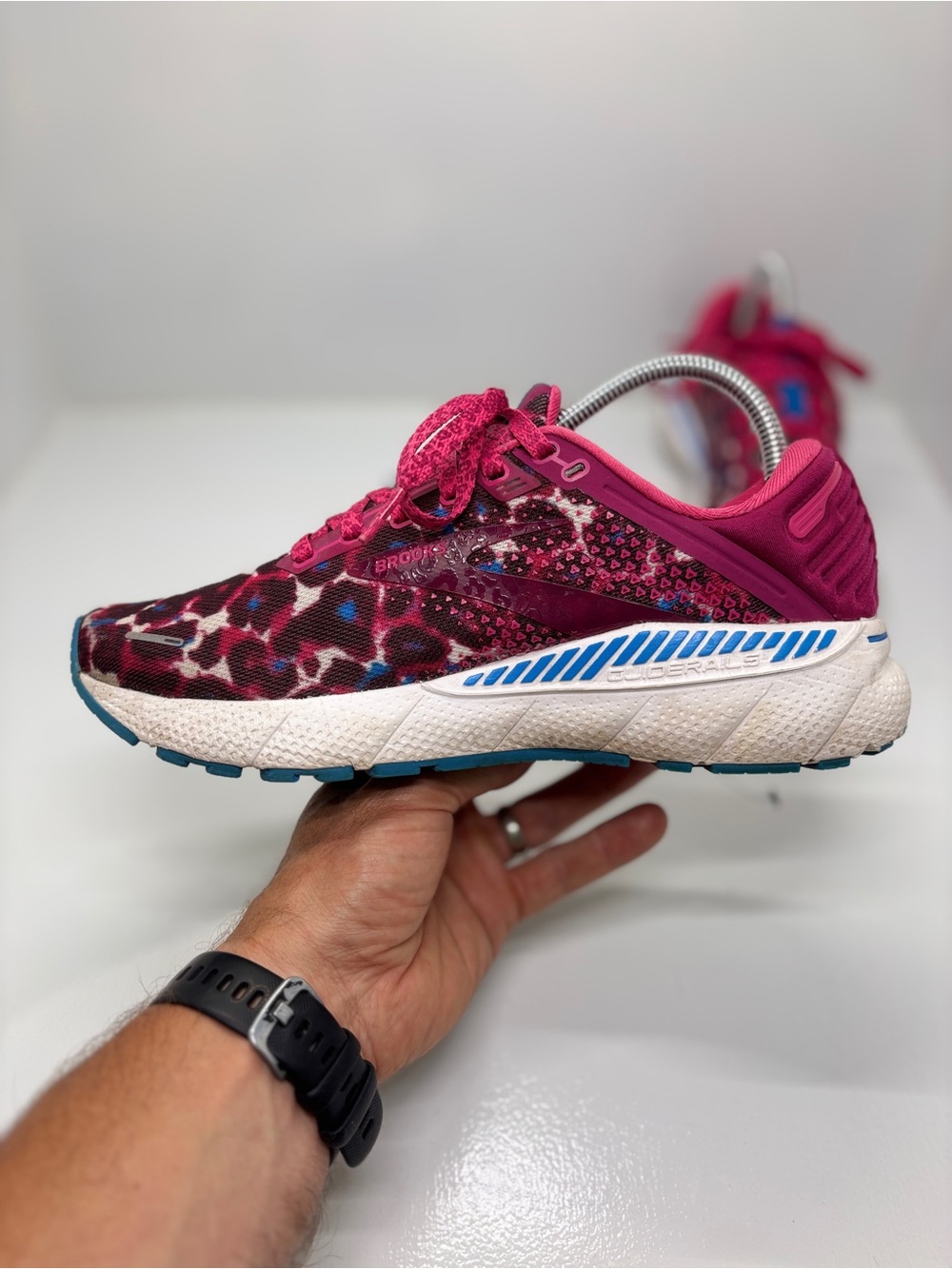 Brooks Adrenaline GTS 22 Magenta Paint Smudge Running Shoes Women’s 8.5 B - Picture 5 of 13